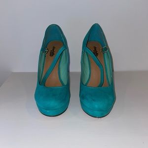 Charlotte Russe real pumps